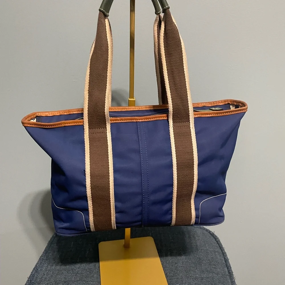 Coach Tote Bag - Picture 2 of 10